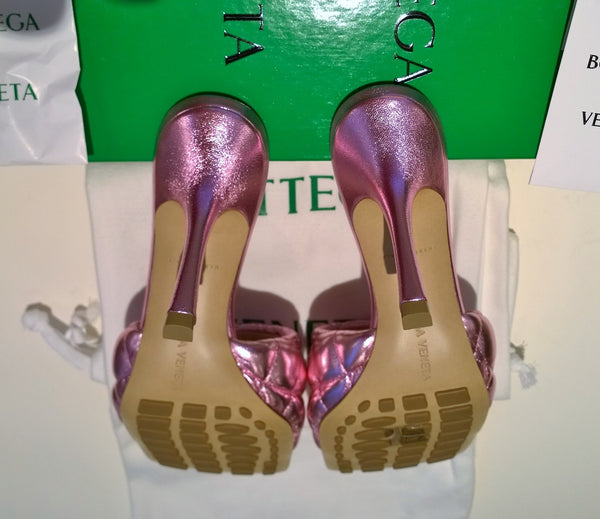 Bottega Veneta Quilted Padded Mules In Metallic Pink Leather Sandals Heels