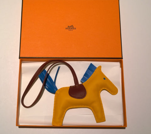 Hermès Rodeo MM Jaune D'or Bleu Zanzibar Rouge H Horse Leather Bag Charm