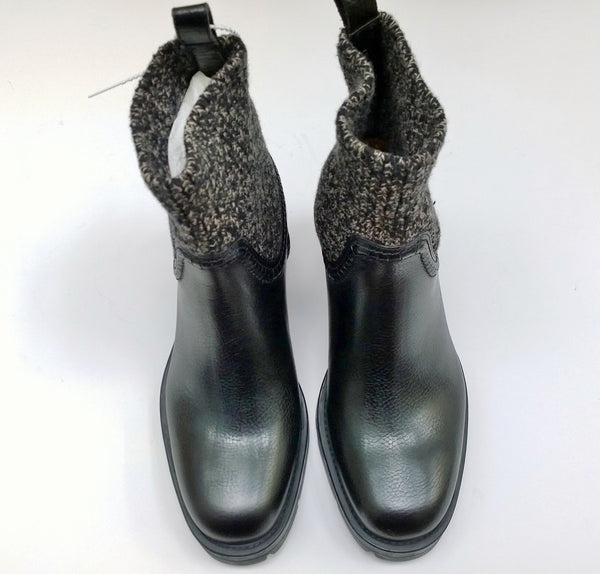 Chloé Neva Black Leather Knit Ankle Boots