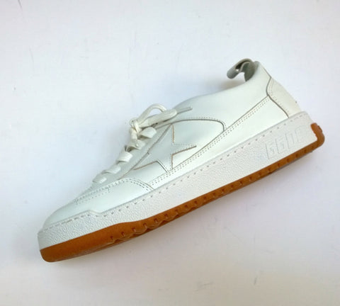 Golden Goose Yeah! Sneakers in White Leather New in Box