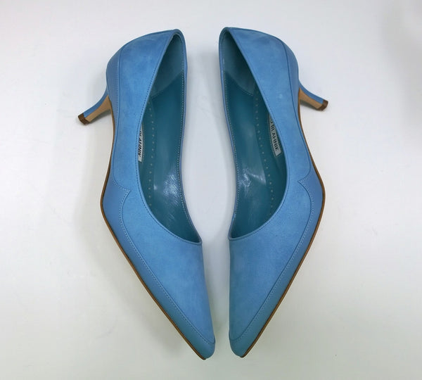 Manolo Blahnik Axidiaso 50 Light Blue Leather and Suede Kitten Heels