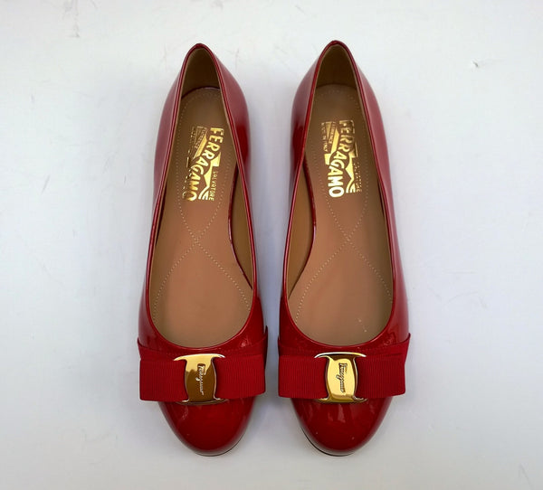 Ferragamo Varina Shoes in Red Patent Leather Flats Buckle Bow