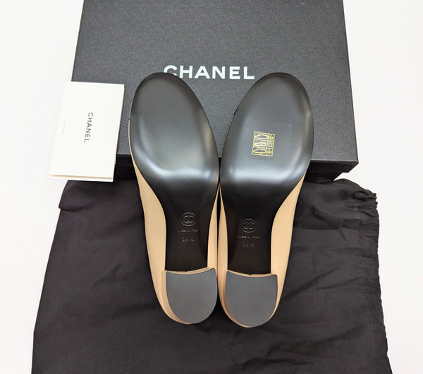 Chanel Mary Jane Heels Beige and Black Grosgrain Cap Toe New in Box