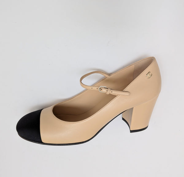 Chanel Mary Jane Heels Beige and Black Grosgrain Cap Toe New in Box