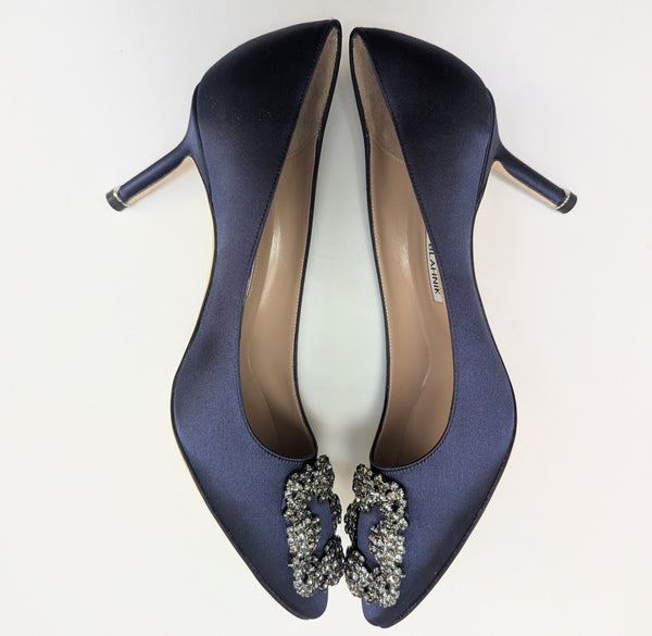 Manolo Blahnik Hangisi 70 Heels in Navy Satin with Dark Crystal Buckle New in Box Strass Shoes
