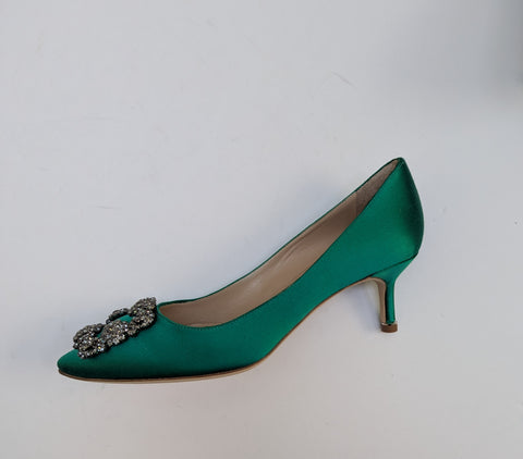 Manolo Blahnik Hangisi Heels 50 in Bright Green Satin New in Box Rhinestone Buckle Pumps
