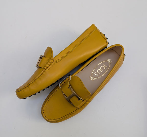 Tod's T Loafers in Mustard Yellow Leather New in Box Shoes