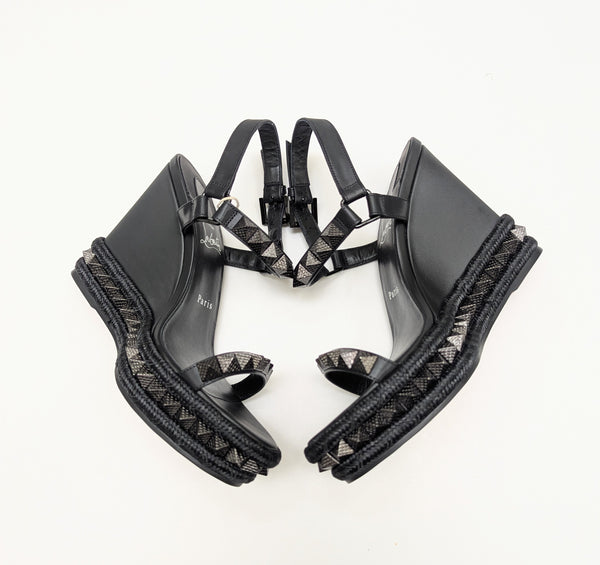 Christian Louboutin Pyraclou Platform Sandals in Black with Studs New in Box Heels