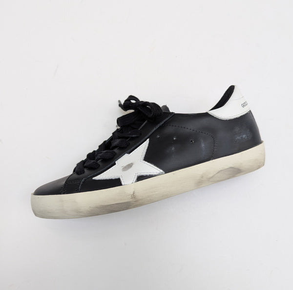 Golden Goose Super-Star Classic Sneakers in Black Leather with White Star New in Box