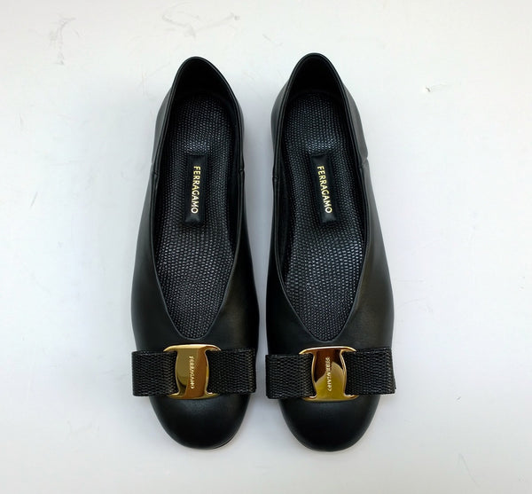 Ferragamo Vanna Black Leather Bow Flats 8.5C New in Box