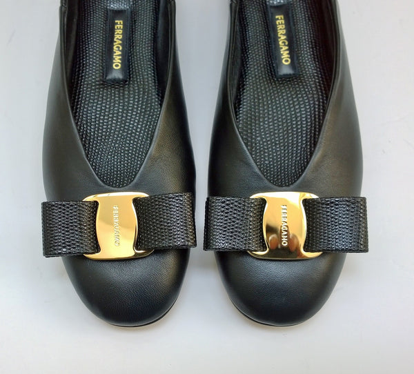 Ferragamo Vanna Black Leather Bow Flats 8.5C New in Box
