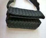 Bottega Veneta BV Hydrology Crossbody Messenger Bag in Black Leather East West Small Clutch New