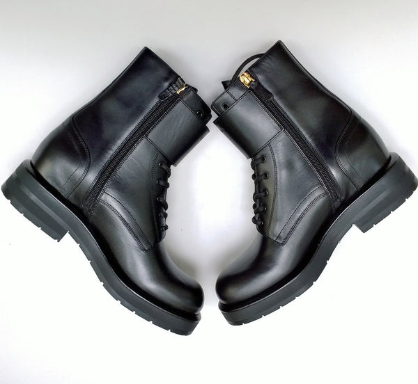 Chloé Coddington Black Leather Ankle Boots with Logo Detail Buckle New in Box Hidden Platform Heels