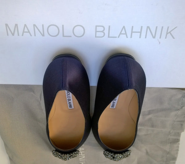 Manolo Blahnik Hangisi Flats Navy Satin Rhinestone Buckle Shoes New in Box