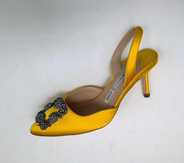 Manolo Blahnik Hangisi 70 Bright Yellow Satin Slingback Heels New with Box