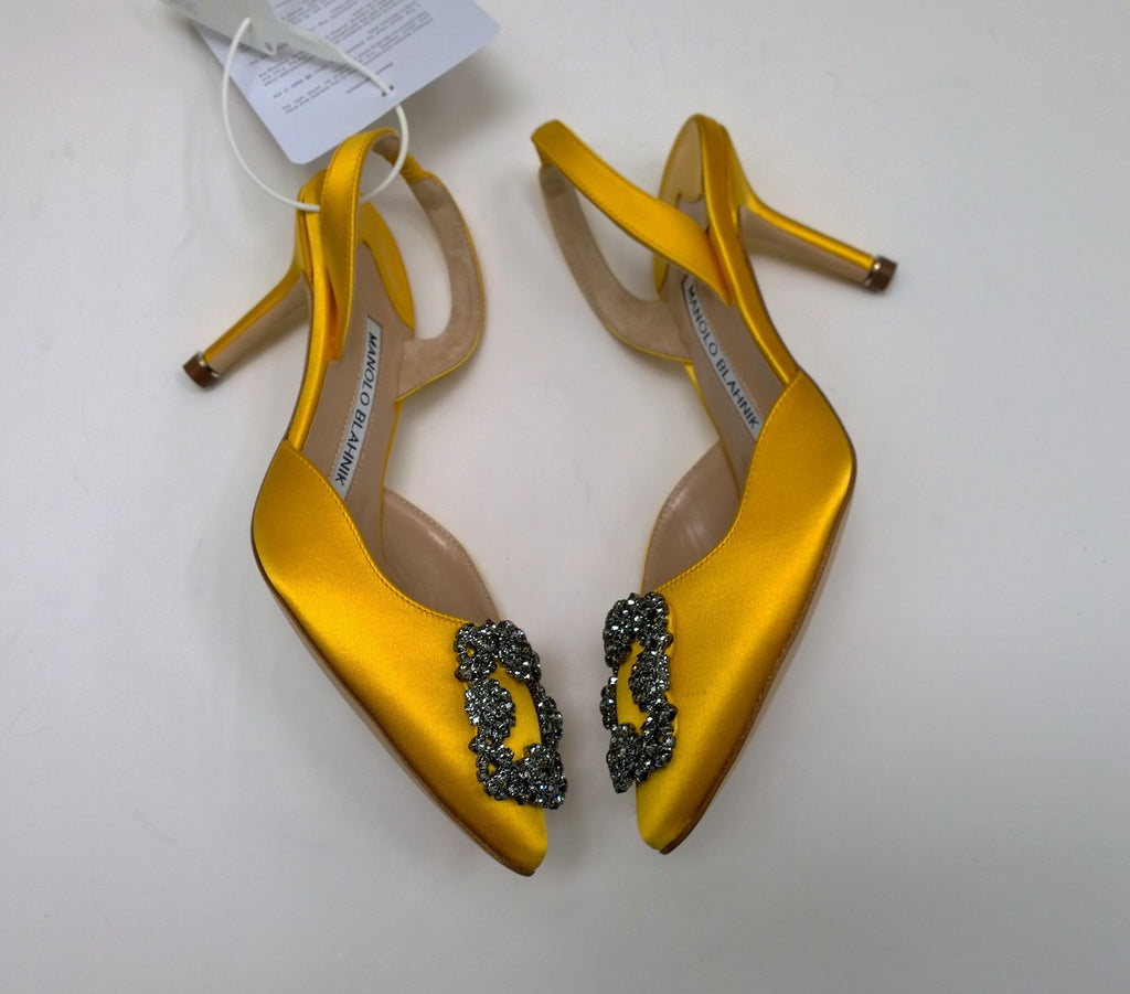 hangisi yellow