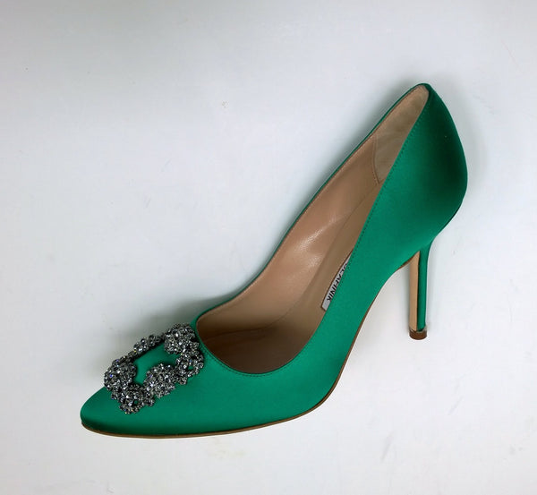 Manolo Blahnik Bright Green Satin 105 Hangisi Dark Strass Rhinestone Buckle Heels Emerald New in Box