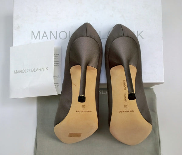 Manolo Blahnik Hangisi 105 Dark Grey Satin Rhinestone Buckle Heels New in Box