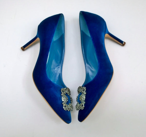 Manolo Blahnik Hangisi Bright Blue Velvet 70 Rhinestone Buckle Heels New in Box
