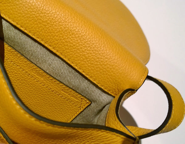 Chloé Marcie Small Crossbody Bag in Ochre Yellow Pebbled Leather New