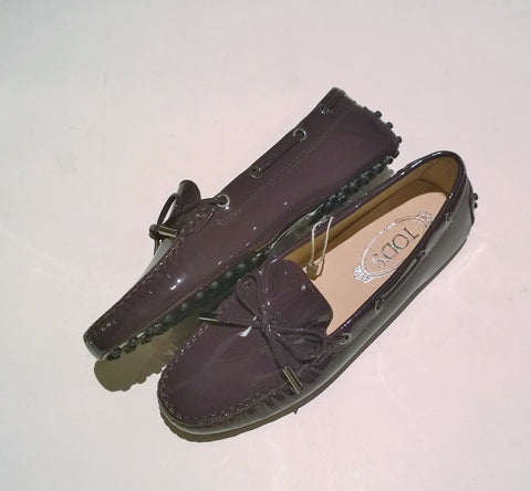 Tod's Gommino Loafers in Eggplant Patent Leather Driving Shoes Flats
