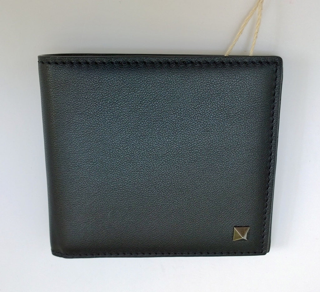 fajance princip Postbud Valentino Garavani Rockstud Men's Wallet Black Leather with Army Green –  AvaMaria