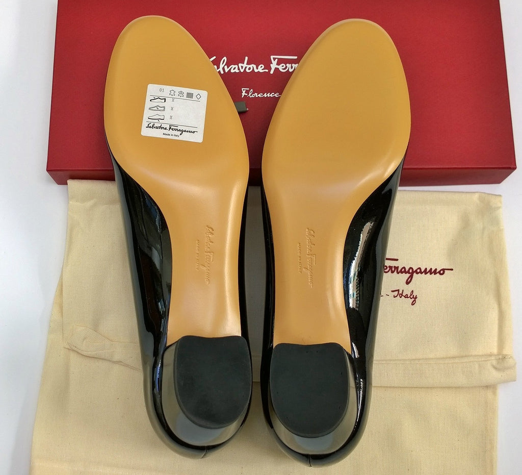 Ferragamo Vara Black Patent Block Heels Bow Shoes in C Width New in Bo –  AvaMaria