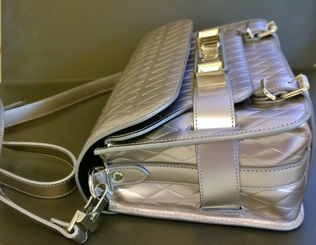 Victoria's Secret Handbag Crossbody Purse Silver Gold Chain Strap NWT $70  VS | eBay