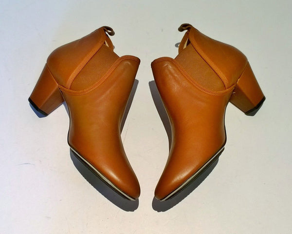 Repetto Cuba Ankle Boots in Tan Leather
