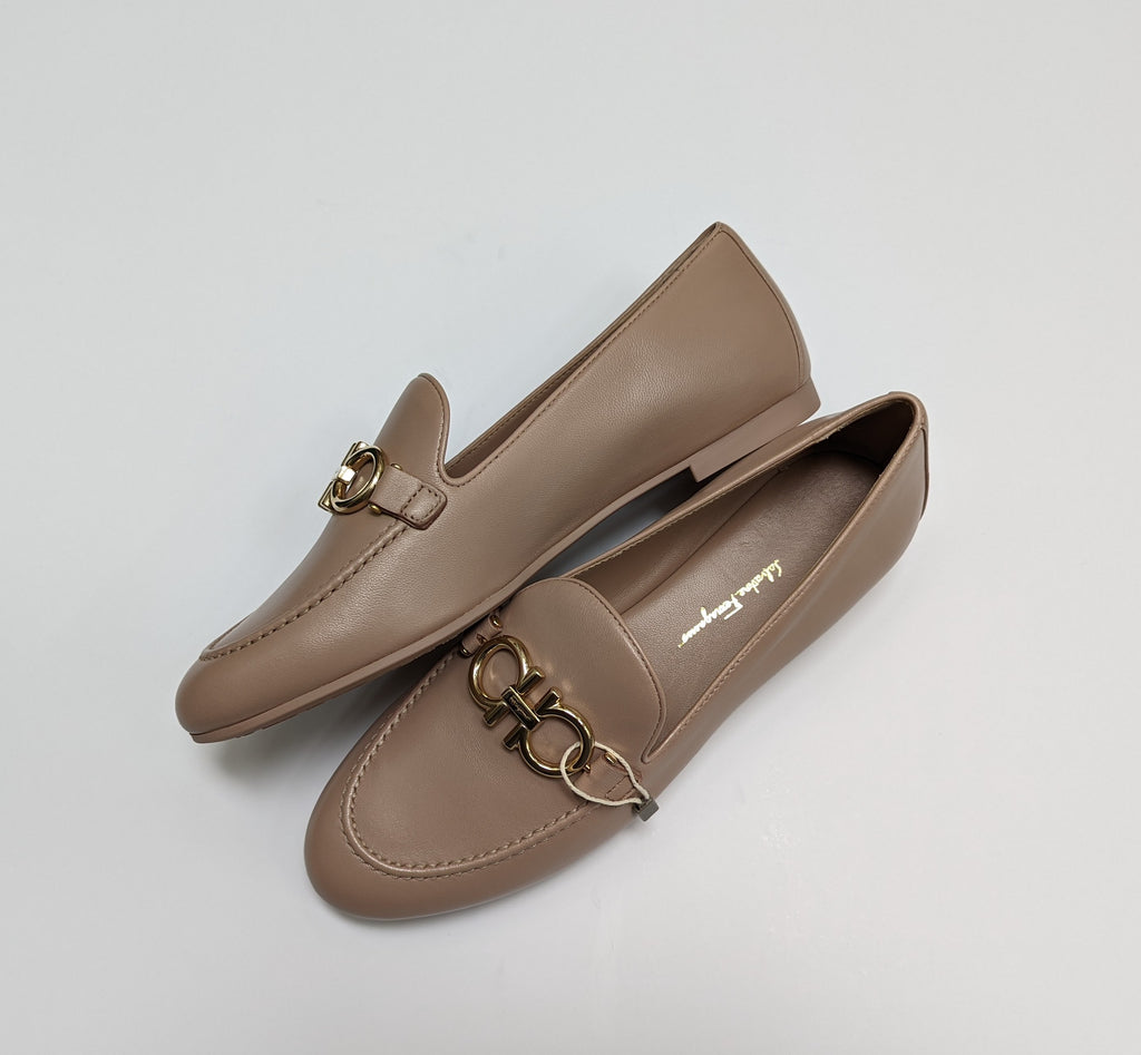 Ferragamo Trifoglio Stone Leather Loafers Flats – AvaMaria