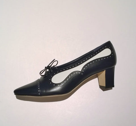Manolo Blahnik Bolu Navy and White Lace Up Block Heels Shoes