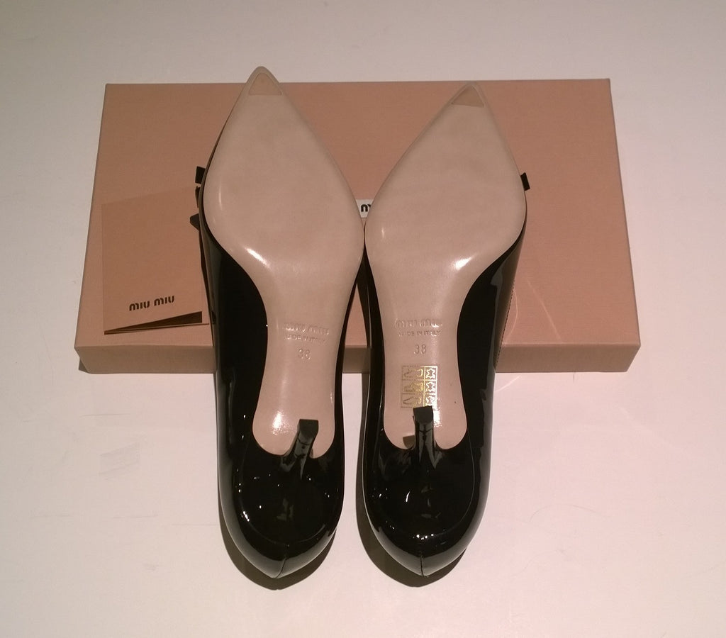 Miu Miu Black Patent Leather Logo Bow Heels 50 – AvaMaria