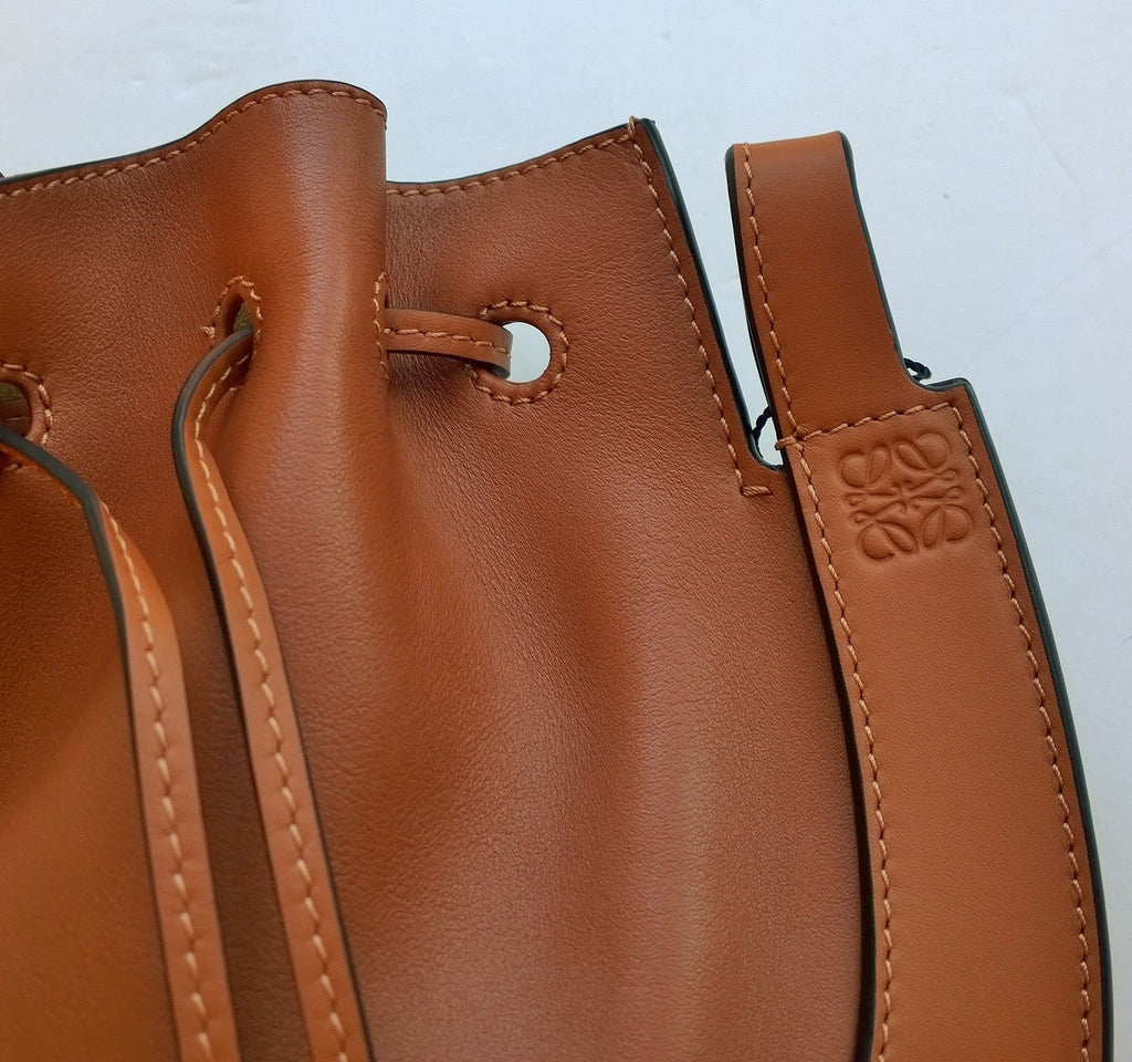 Loewe Horseshoe Small Leather Shoulder Bag - Brown