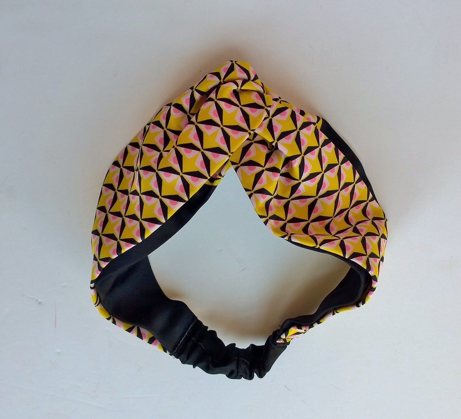 国内発送★FENDI★ロゴ シルクヘッドバンド Fendi Silk Monsters Head Band Hair Accessories – AvaMaria