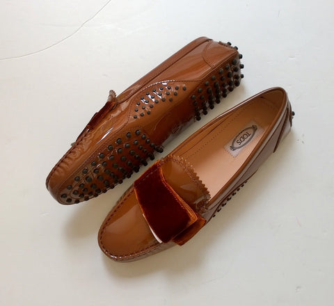 Tod's x Alessandro Dell'aqua Gommini Caramello Brown Patent Loafers with Velvet Bow